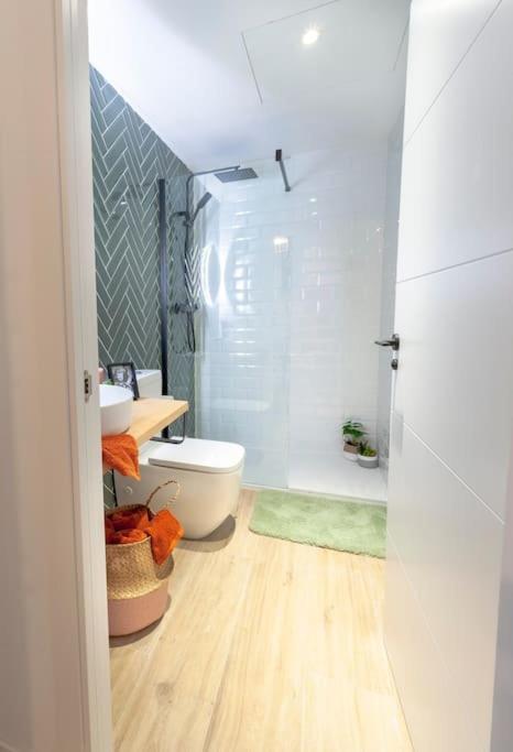 Al5 Seaside Bliss-Stylish Loft Steps From Malvarrosa Valencia Eksteriør bilde
