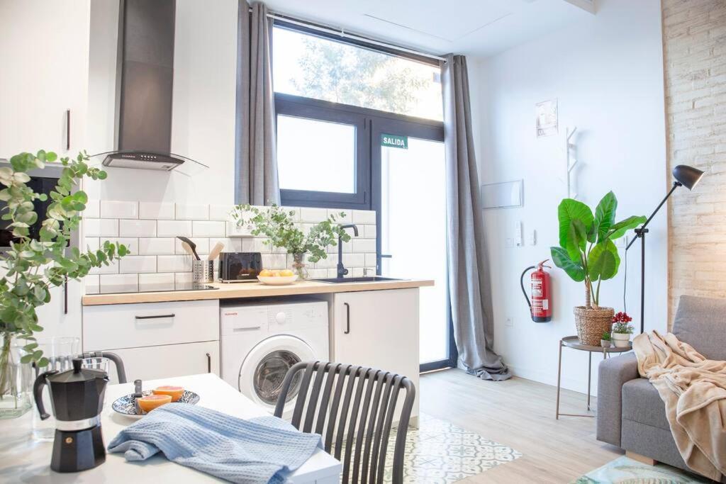 Al5 Seaside Bliss-Stylish Loft Steps From Malvarrosa Valencia Eksteriør bilde