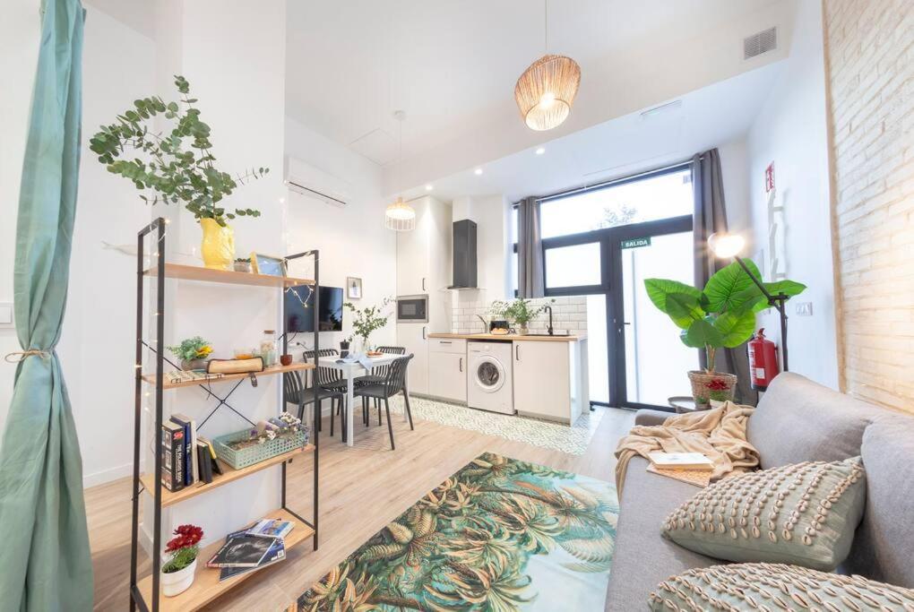 Al5 Seaside Bliss-Stylish Loft Steps From Malvarrosa Valencia Eksteriør bilde