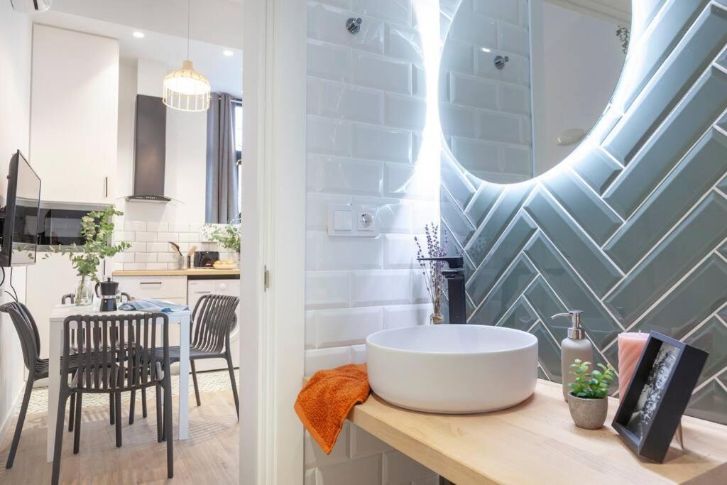 Al5 Seaside Bliss-Stylish Loft Steps From Malvarrosa Valencia Eksteriør bilde